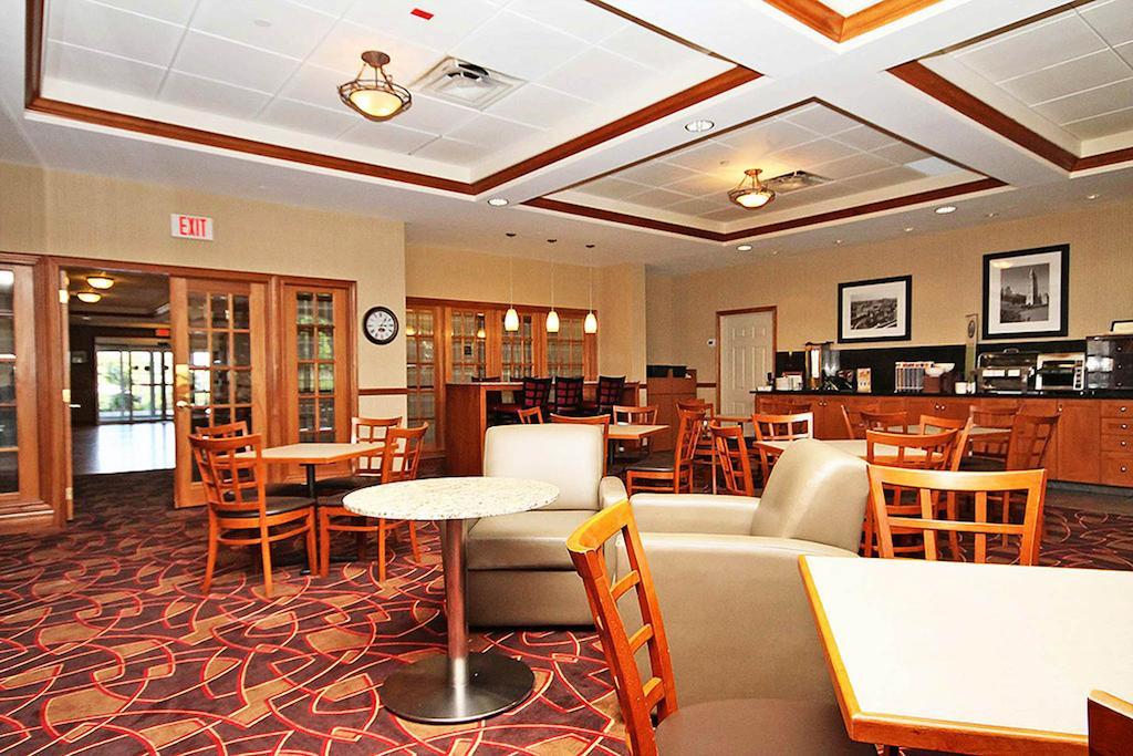 Fairfield Inn & Suites By Marriott Ottawa Kanata Екстериор снимка