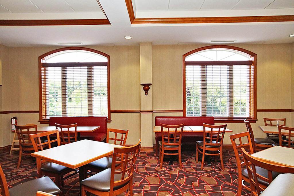 Fairfield Inn & Suites By Marriott Ottawa Kanata Екстериор снимка