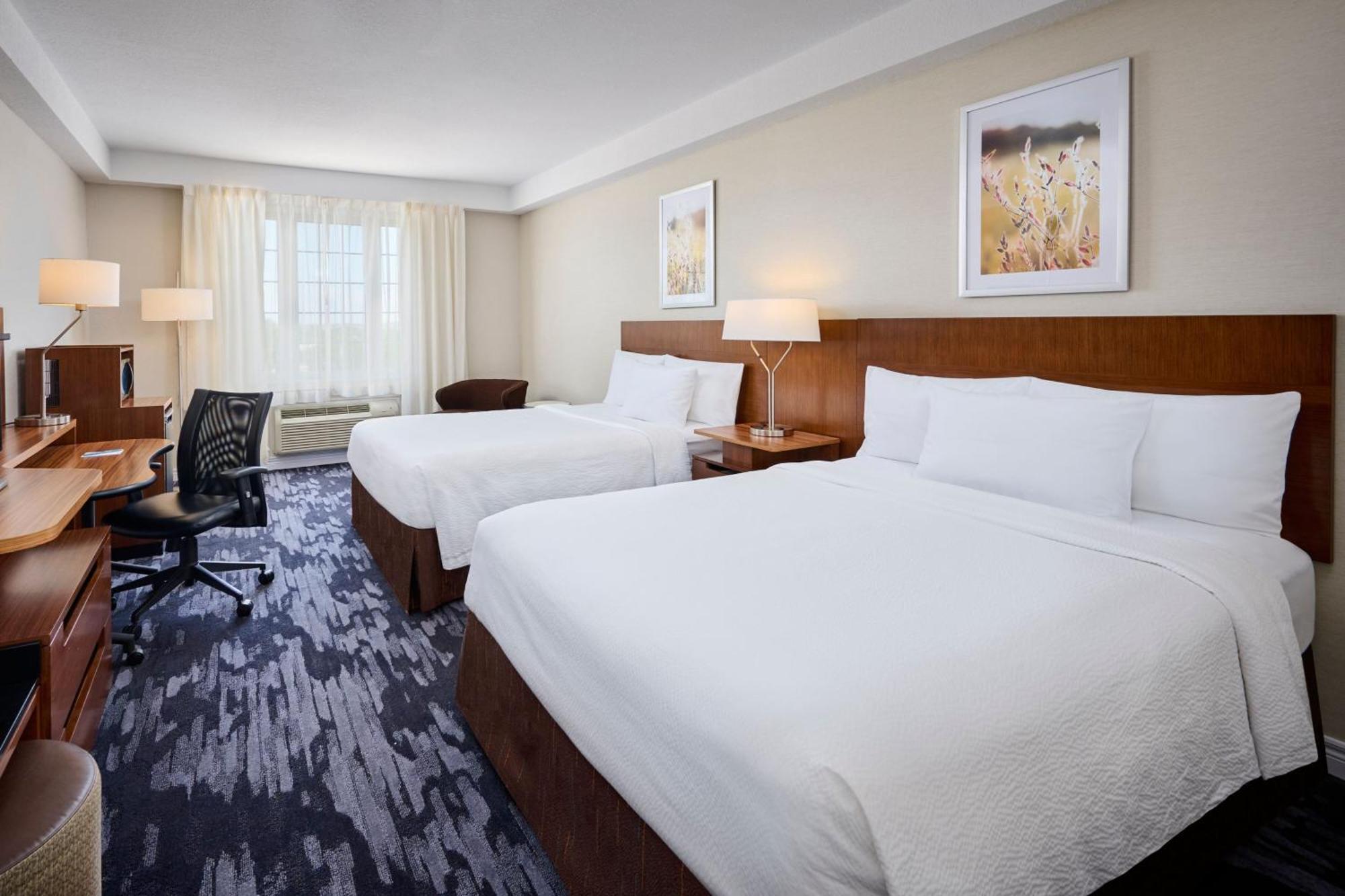 Fairfield Inn & Suites By Marriott Ottawa Kanata Екстериор снимка