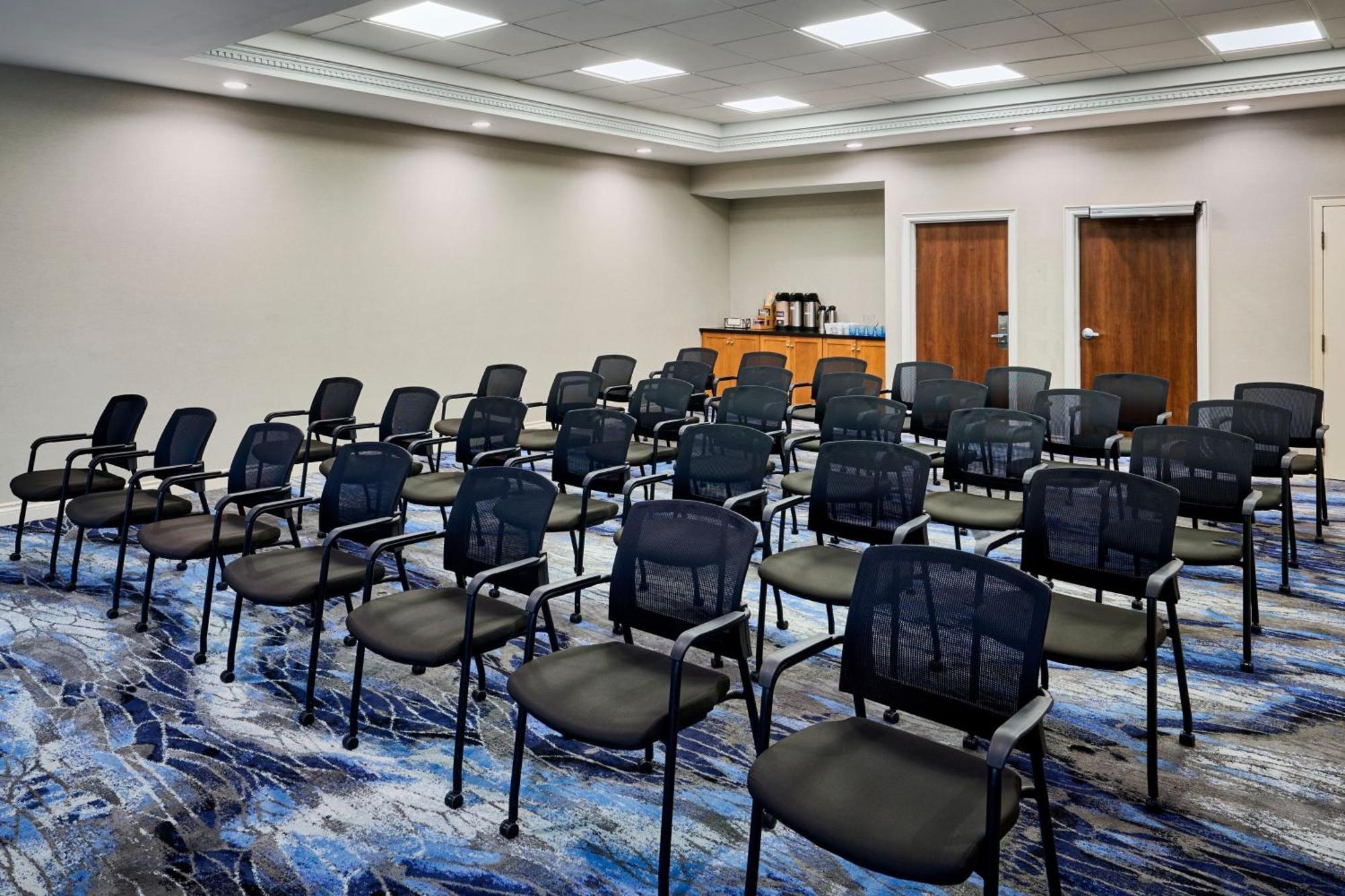 Fairfield Inn & Suites By Marriott Ottawa Kanata Екстериор снимка