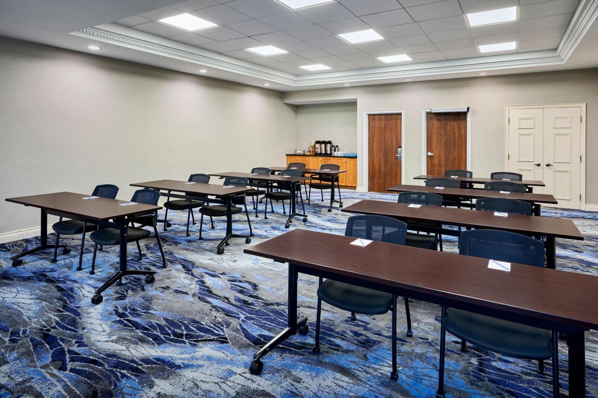 Fairfield Inn & Suites By Marriott Ottawa Kanata Екстериор снимка