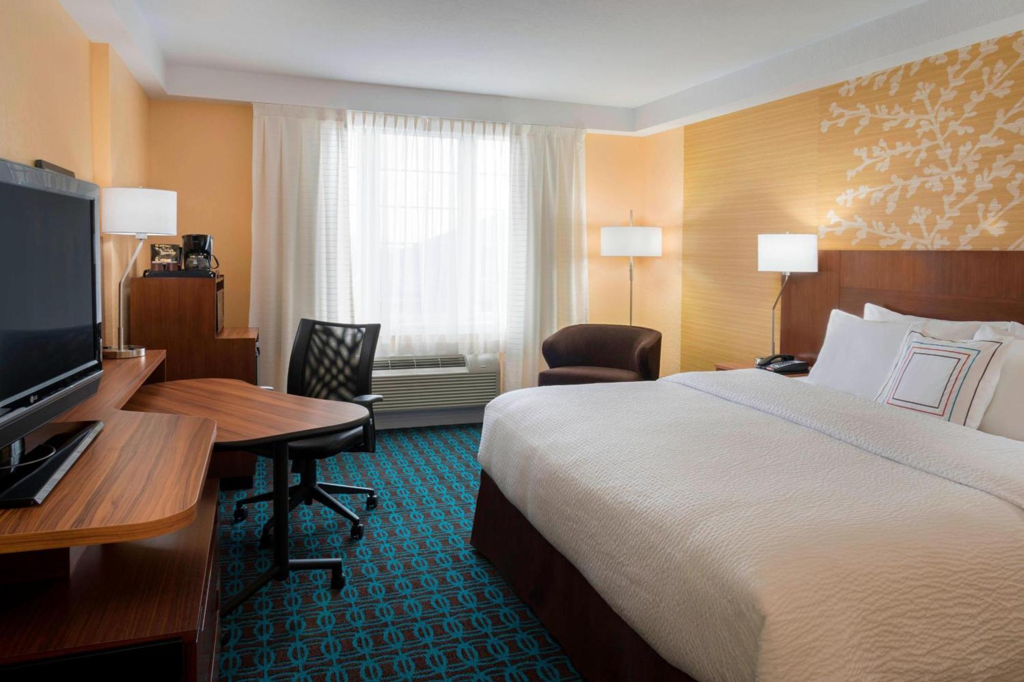 Fairfield Inn & Suites By Marriott Ottawa Kanata Екстериор снимка
